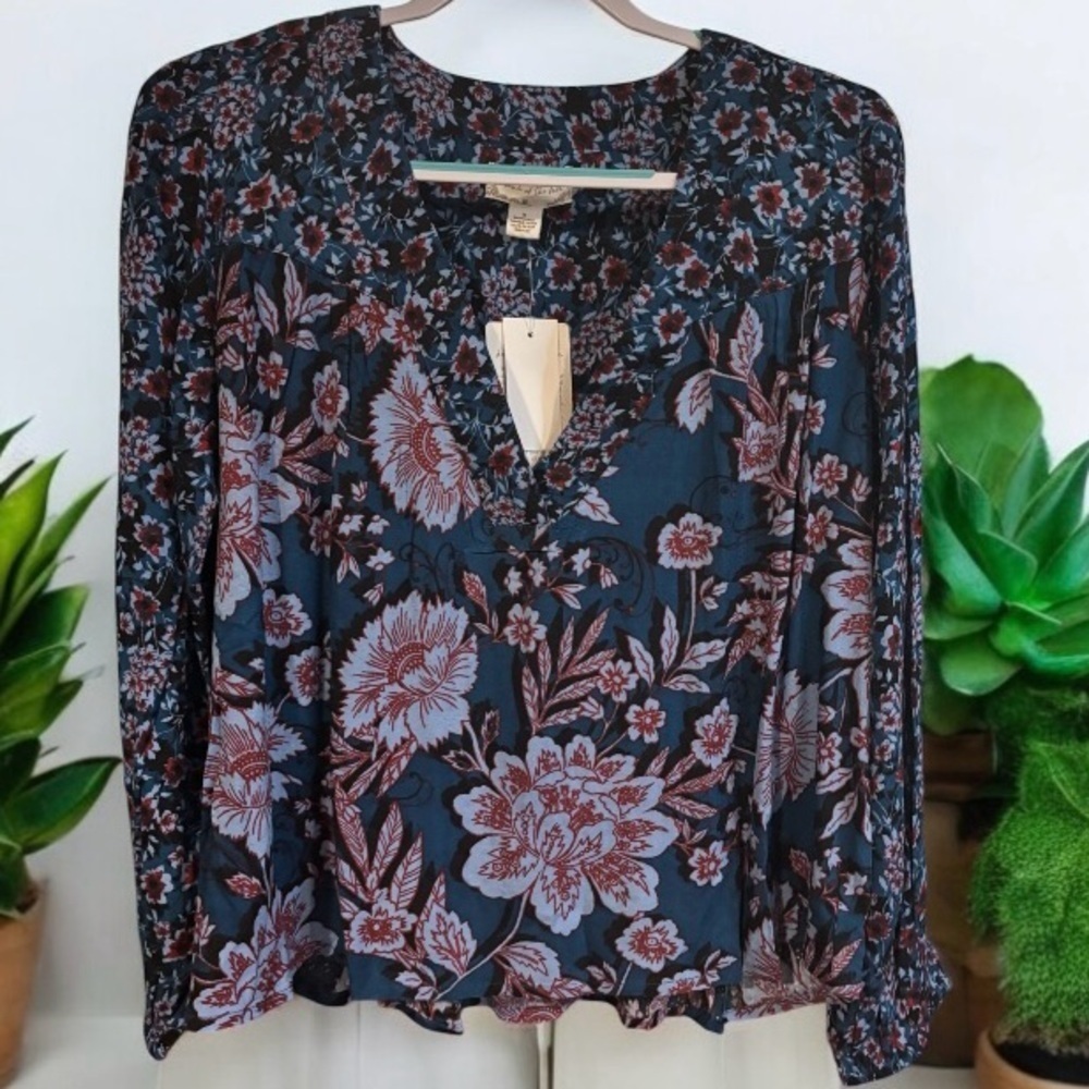 Band of the Free Blouse NWT